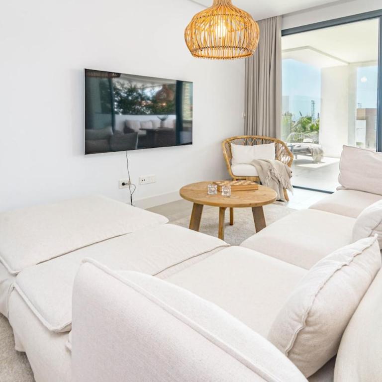 CAH - Large terrace indoor pool and gym - Apartamento - 7