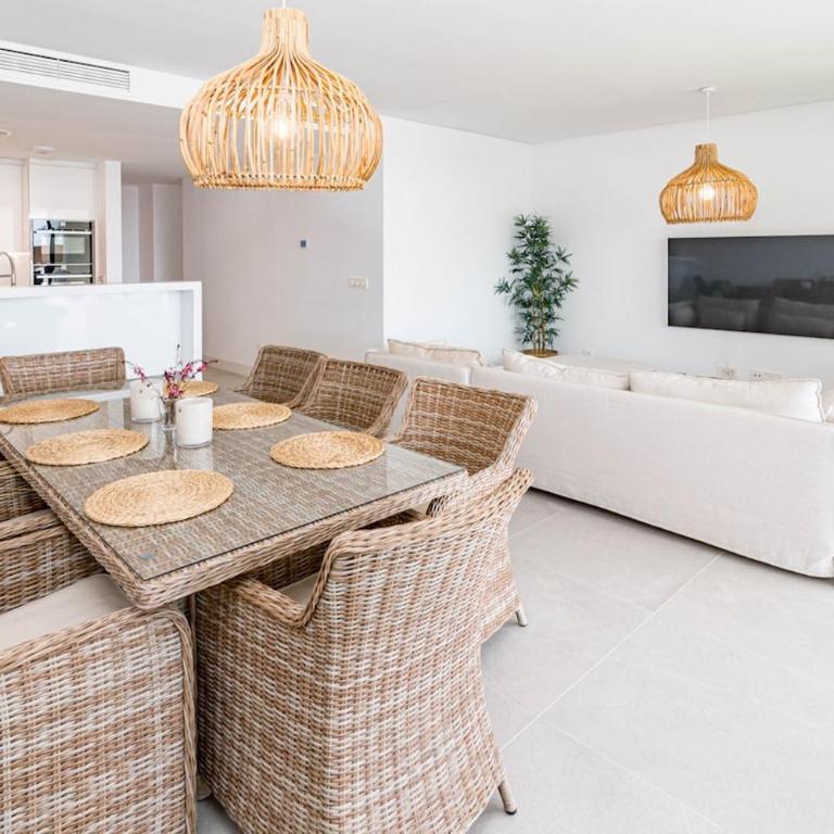 CAH - Large terrace indoor pool and gym - Apartamento - 10