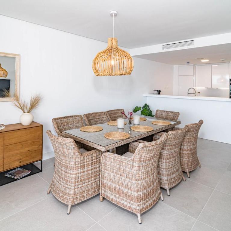 CAH - Large terrace indoor pool and gym - Apartamento - 11