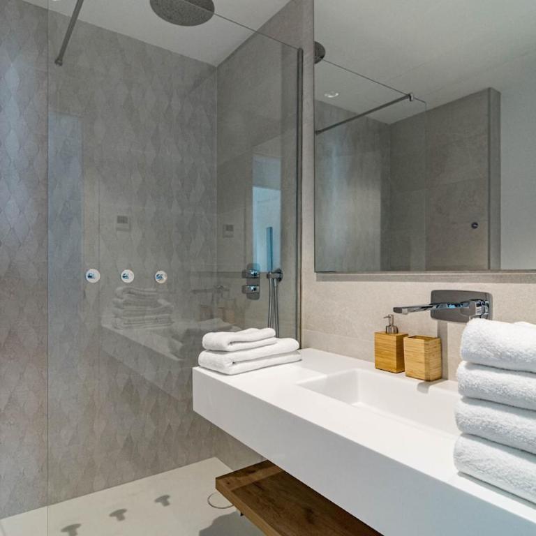 CAH - Large terrace indoor pool and gym - Apartamento - 34