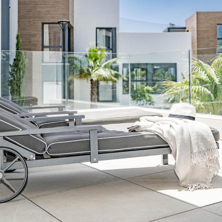 CAH - Large terrace indoor pool and gym - Apartamento - 41