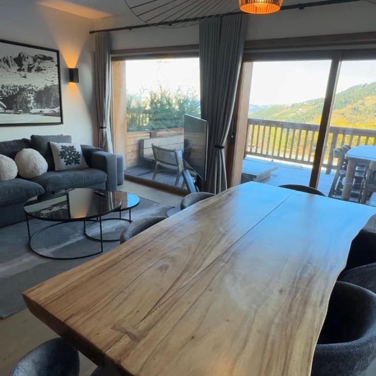 Magnifique 4 pièces de luxe pour 6 personnes - vue exceptionnelle - idéal pour une famille ou des amis - proche des pistes - Méribel Mottaret - Apartment mit 3 Schlafzimmern und Bergblick - 5