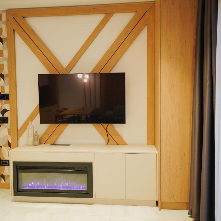 Golden Panorama Spa & Wellness - Premium Studio with Free Spa Access - 4