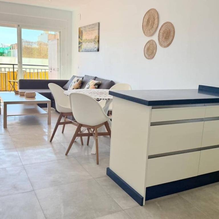 Modern 2BD Beach Apt in Los Boliches - Apartamento de 2 dormitorios - 6