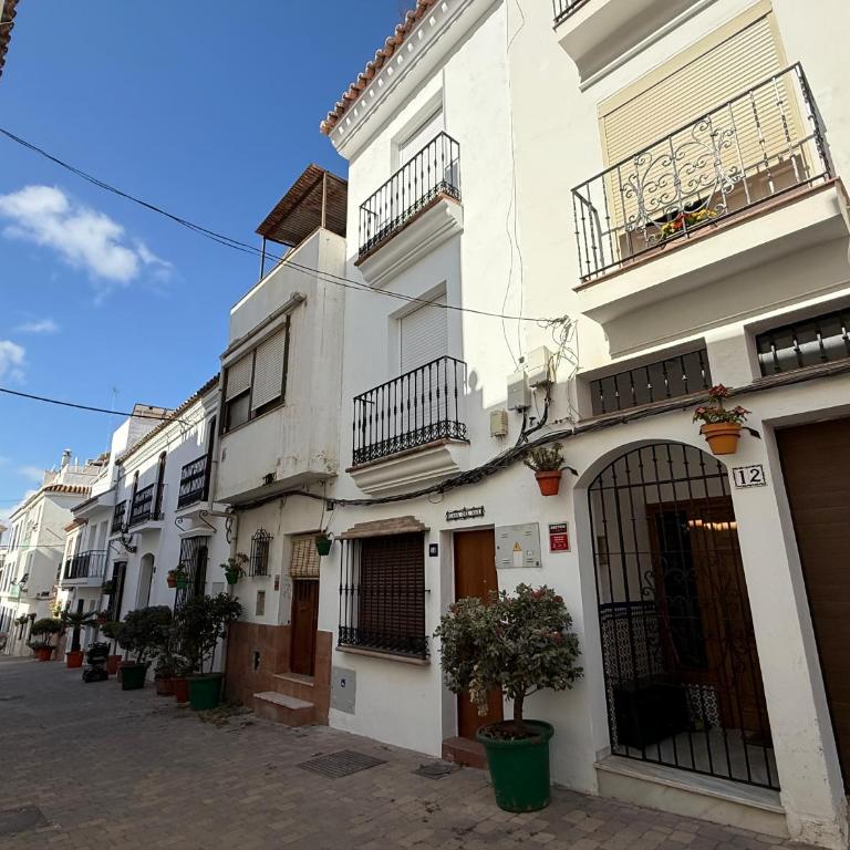 Estepona Old Town! 3bed house 5min Walk to Beach - Casa de 3 dormitorios - 32