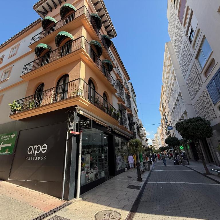 Estepona Old Town! 3bed house 5min Walk to Beach - Casa de 3 dormitorios - 33