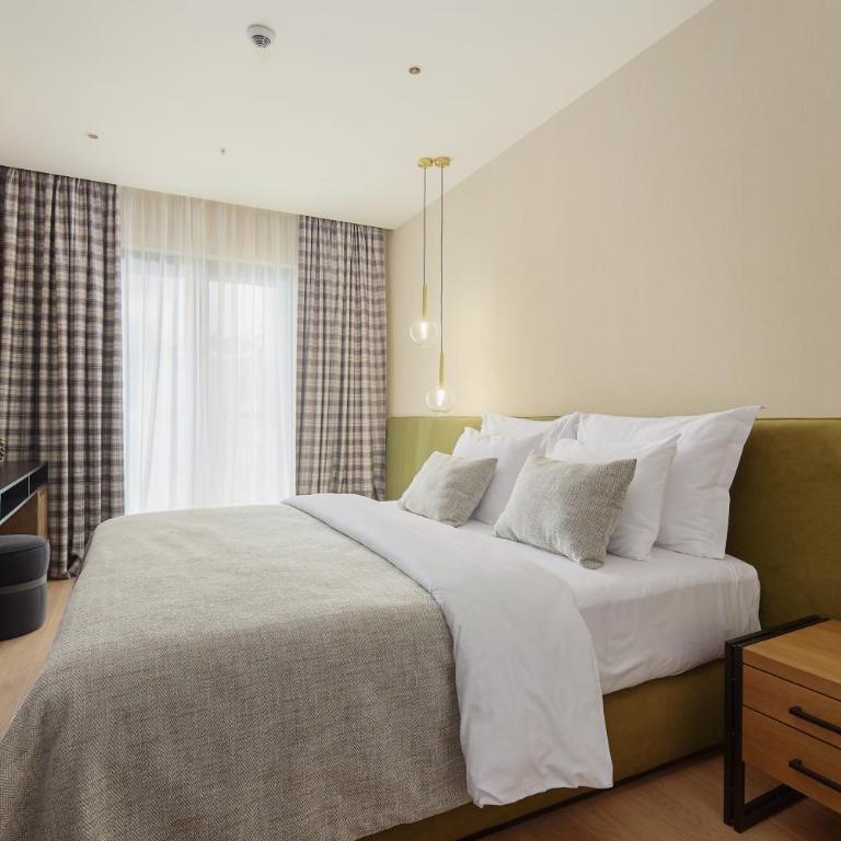 Wulfenia Hotel & Spa - Apartman sa 2 Spavaće Sobe i Balkonom - 7