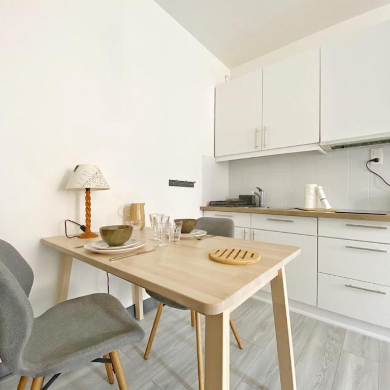 Coup de Coeur au pied du château - Nice studio ideally located - Apartment - 7