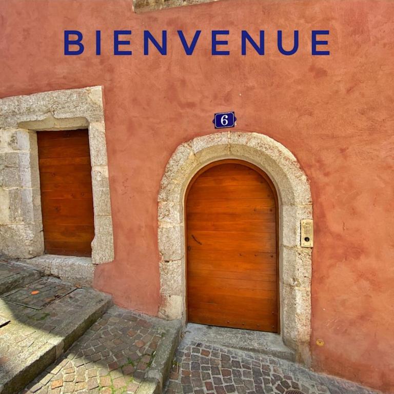 Coup de Coeur au pied du château - Nice studio ideally located - Apartment - 1