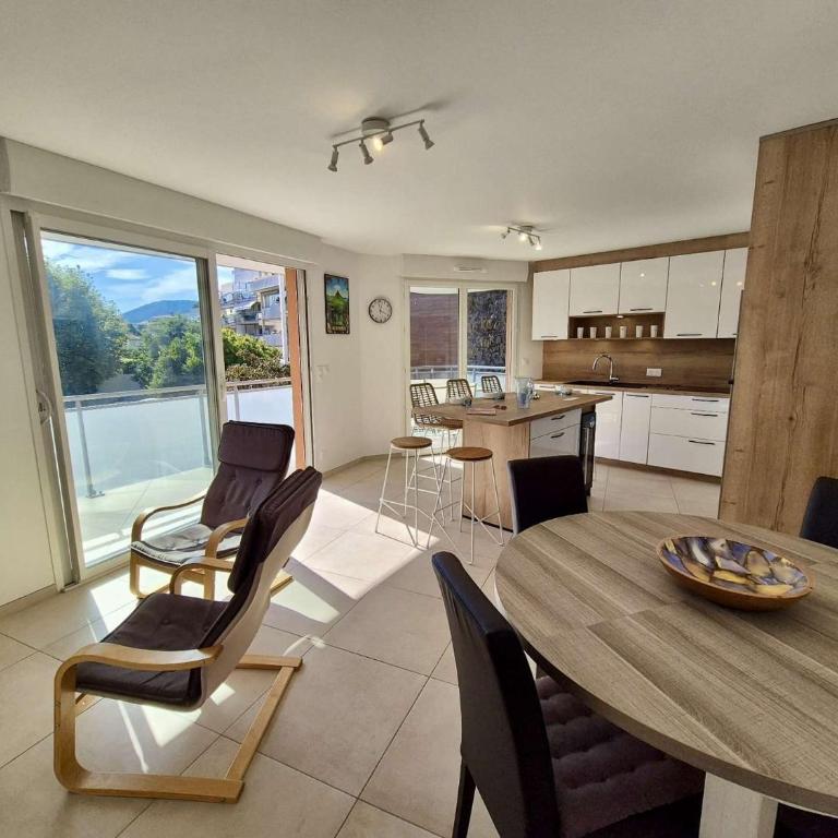 CA395-A201 APPARTEMENT 4 PIÈCES 6 Personnes CAVALAIRE SUR MER - Appartement 3 Chambres Premium - 4