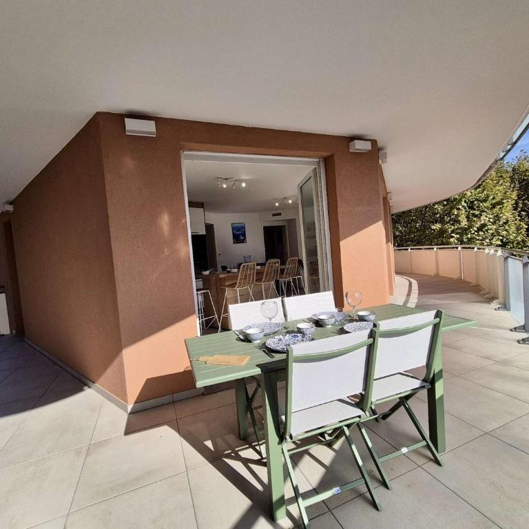 CA395-A201 APPARTEMENT 4 PIÈCES 6 Personnes CAVALAIRE SUR MER - Appartement 3 Chambres Premium - 18