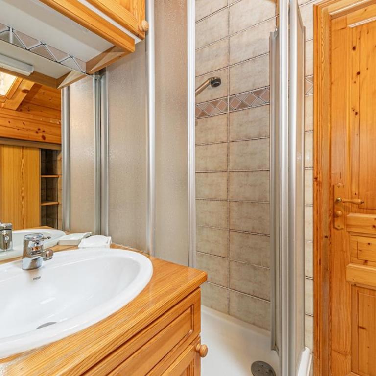 White Chalet - Chalet - 7
