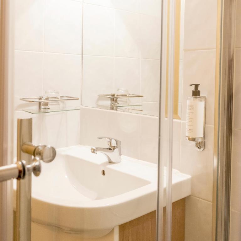 Hotel Gambetta - Chambre Simple - Vue sur Ville - 6