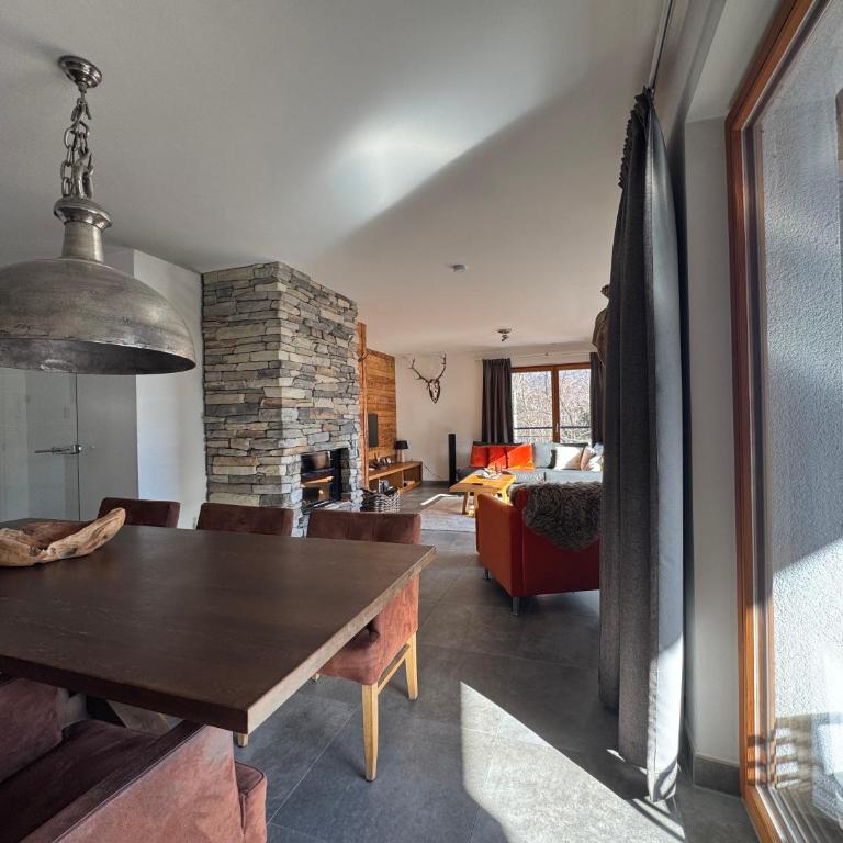 Mountain Lodge Leogang- Modernes Alpen Apartment, Balkon, Bergblick, Kamin, Sauna - Apartment mit 3 Schlafzimmern - 4