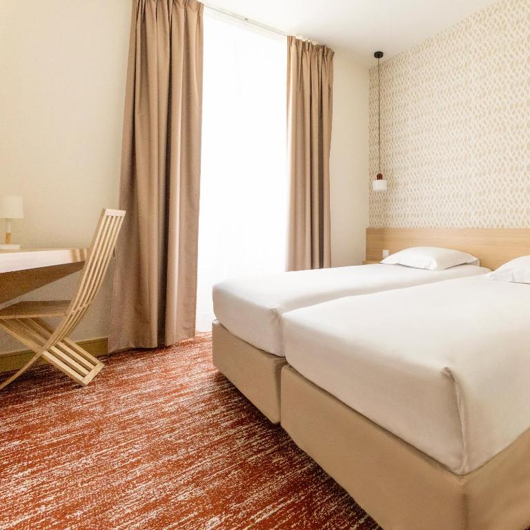 Hotel Gambetta - Chambre Lits Jumeaux - Vue sur Ville - 3