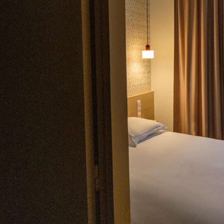 Hotel Gambetta - Deux Chambres Doubles Adjacentes - 5
