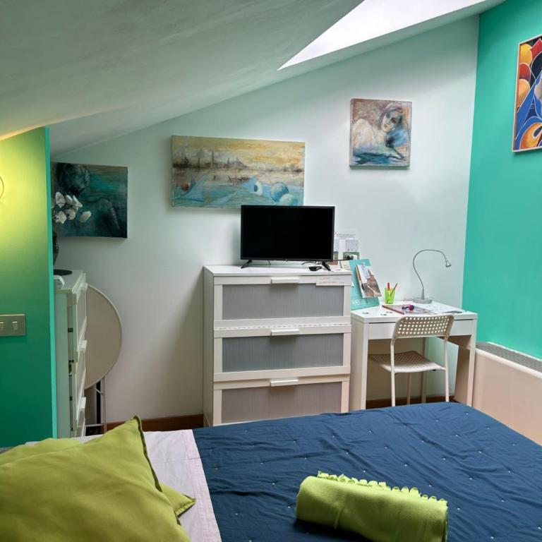 A Modo Mio - Guest House - Zona Stadio Ospedale Maggiore - Double Room with Private Bathroom - 1