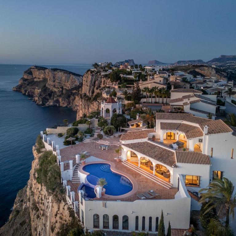 Villa Alegria by Abahana Luxe - Villa - 29