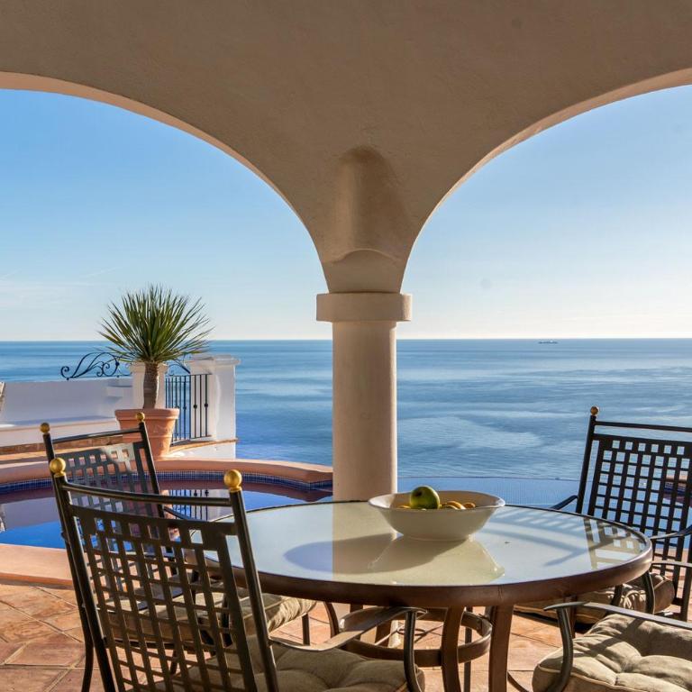 Villa Alegria by Abahana Luxe - Villa - 10