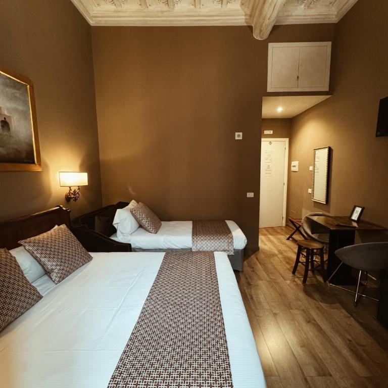 Residenza Sciarra Suites - Camera Tripla Classic - 2