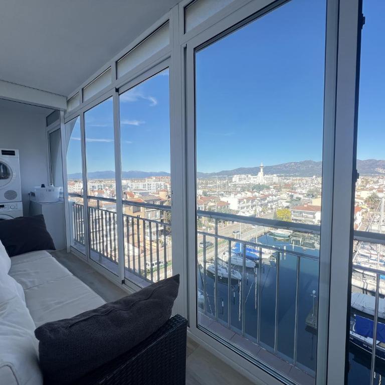 Apartamento Frente al Canal con Terraza y Vistas al Mar - Apartamento de 1 dormitorio - 6