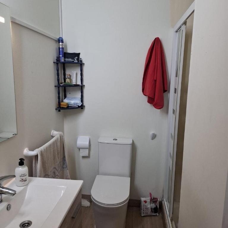 Casa de Alquiler - Three-Bedroom Apartment - 4