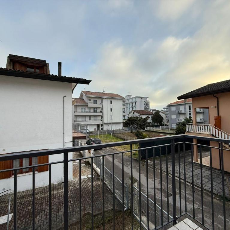 VILLA GIULIA- Solo per Famiglie- WALTERIGATO APARTMENTS - Appartamento con 2 Camere da Letto e Balcone - 5