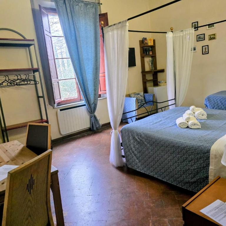 Dimora del Conte - Triple Room with Bathroom - 4