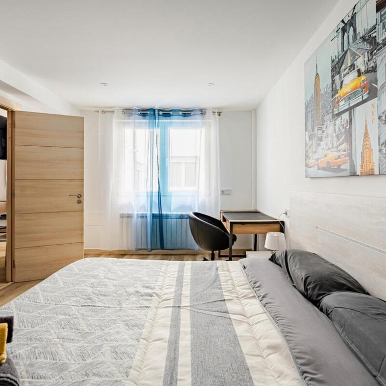 RECOMENDADO Wifi 12 min ayto 4 habs dobles PARKING - Apartamento - 9