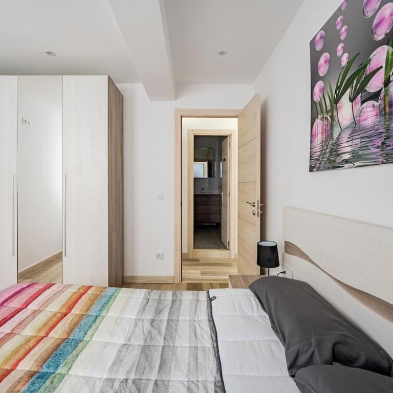 RECOMENDADO Wifi 12 min ayto 4 habs dobles PARKING - Apartamento - 20