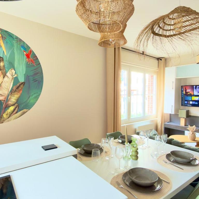 Abyssea - Évasion Tropicale - Netflix - Centre - Appartement 2 Chambres - 4