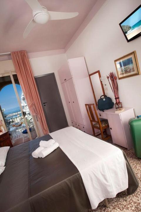 My Home Hotel - Camera Quadrupla - 2