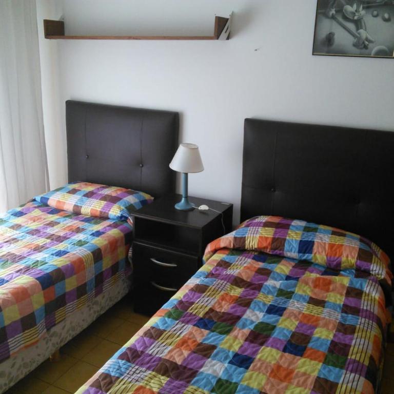 Chalet con pileta - Casa de 3 dormitorios - 11