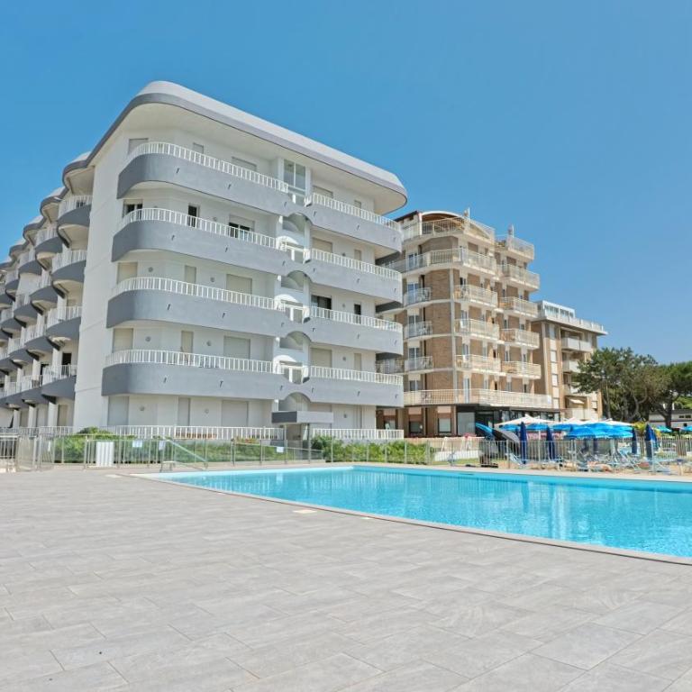 Residence Apollo - Home Immobiliare Jesolo - Appartamento con 2 Camere da Letto e Vista Mare - 3