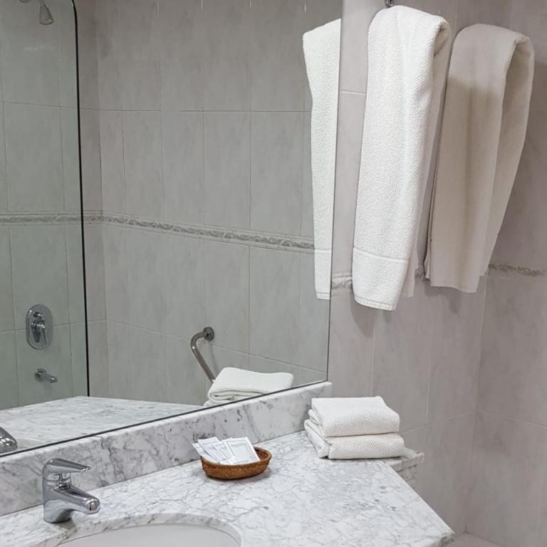 Hotel Austral Bahía Blanca - Habitación Doble Estándar - 7