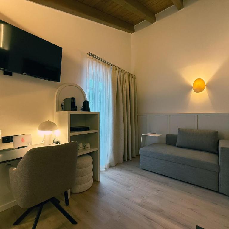 Villa Waldperlach by Blattl - Doppelzimmer mit Balkon - 10