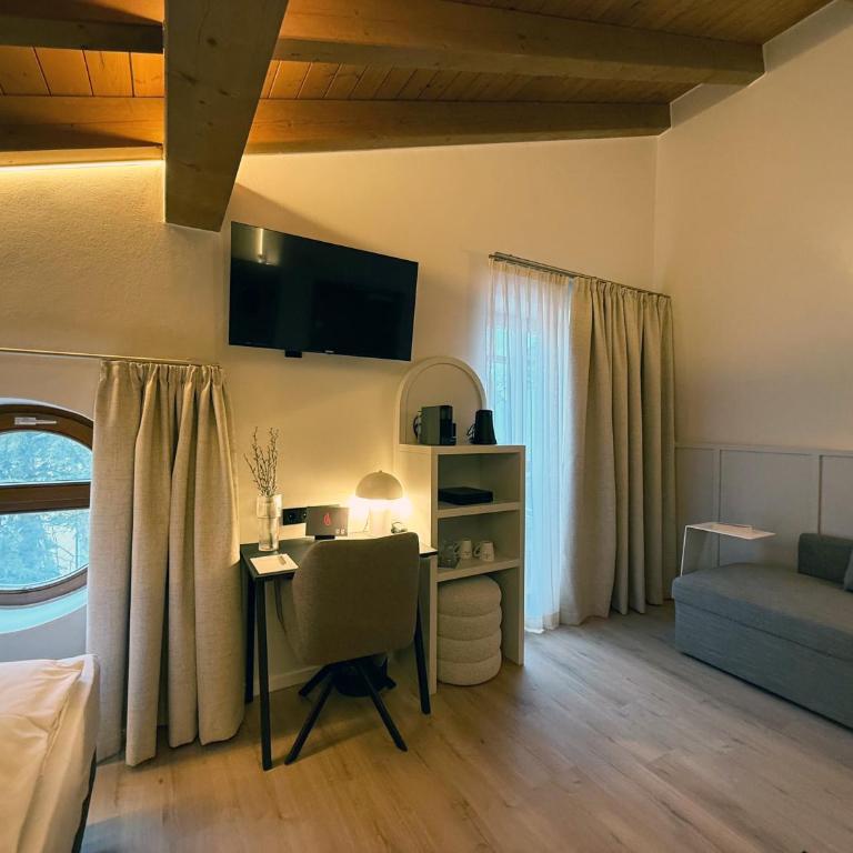 Villa Waldperlach by Blattl - Doppelzimmer mit Balkon - 8