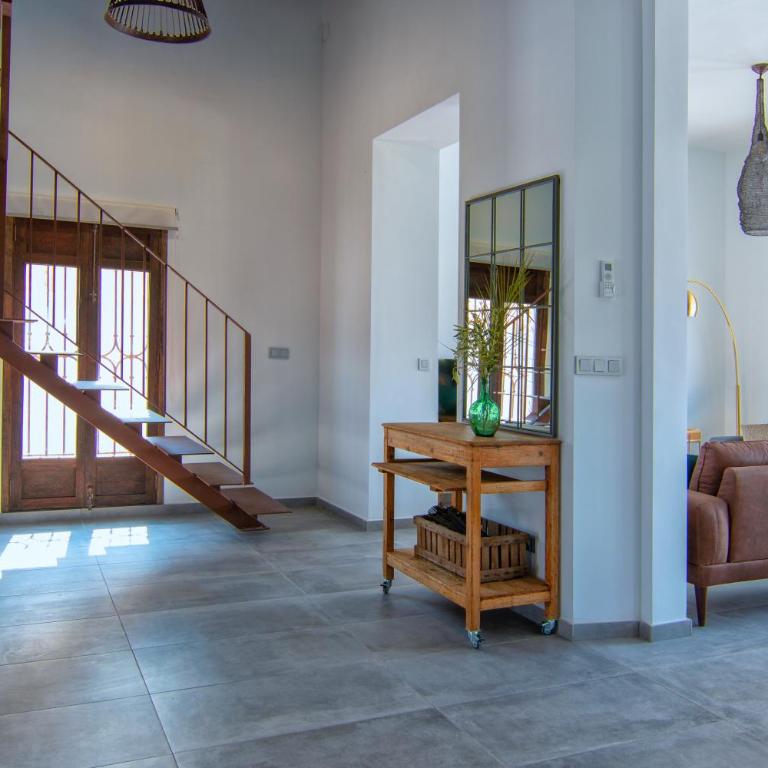 La Casa Gris Boutique Home - Villa - 32