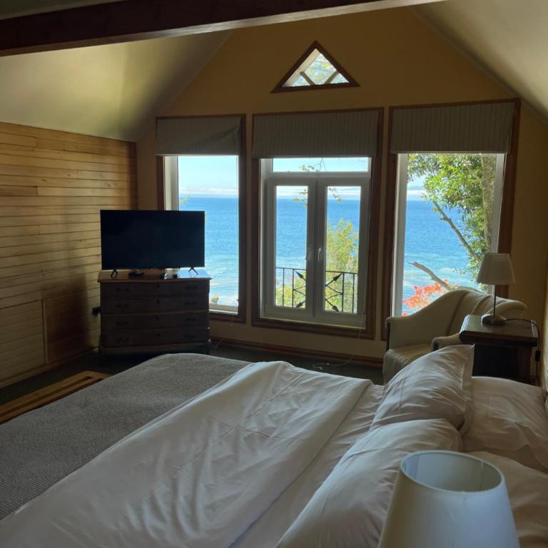 Casa Ayacara - Suite with Lake View - 3