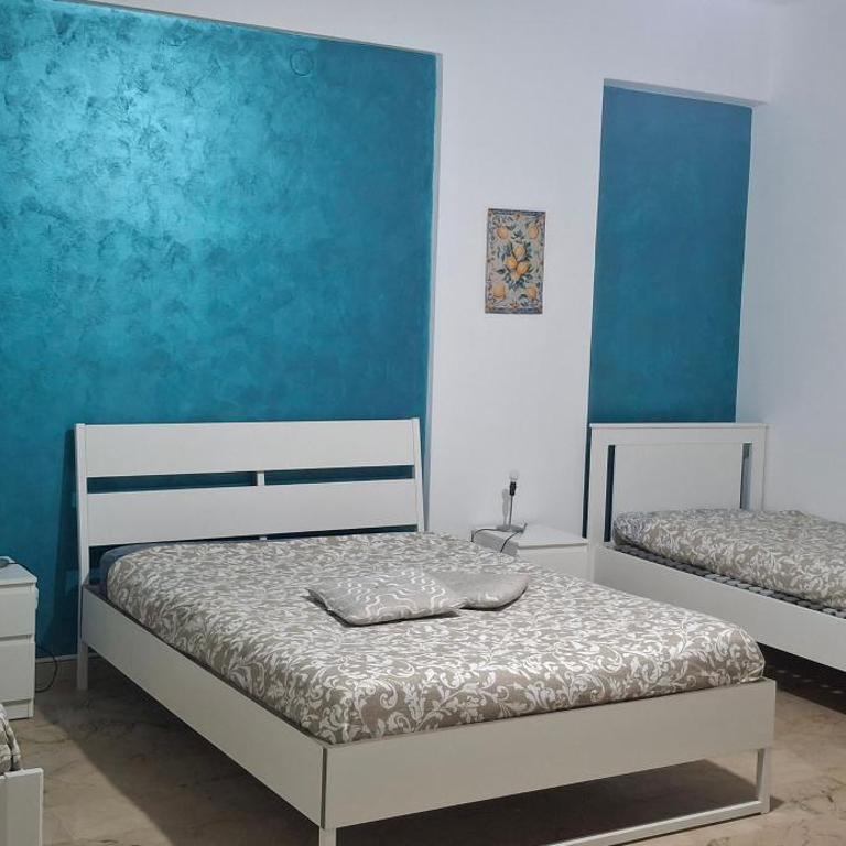 B&B SICILIA - Camera Familiare con Bagno Privato - 5