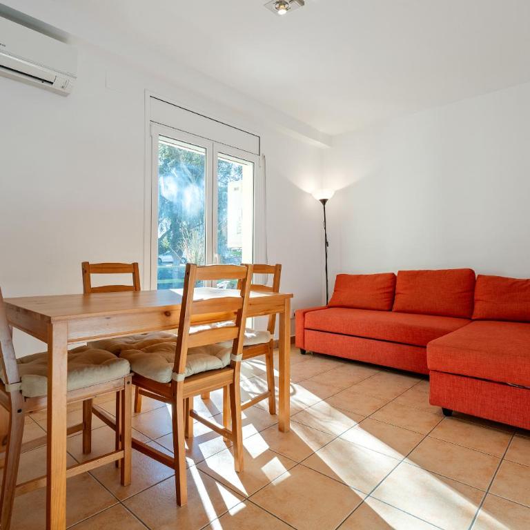 Hauzify I Apartament Fenals - Apartamento de 2 dormitorios - 1