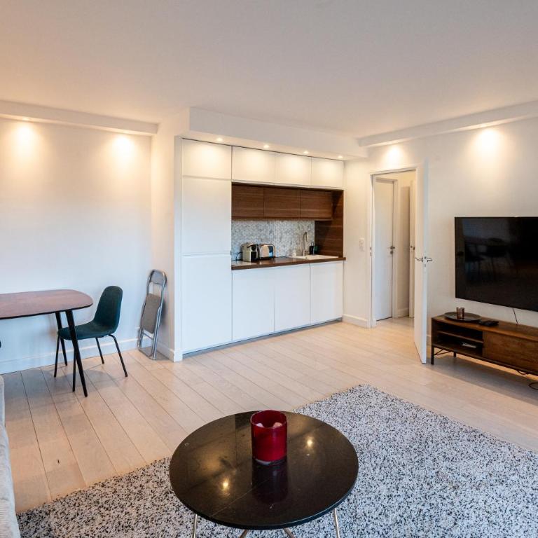 Magnifique Appartement 2ch Deauville Place Morny - Appartement 2 Chambres Deluxe - 11