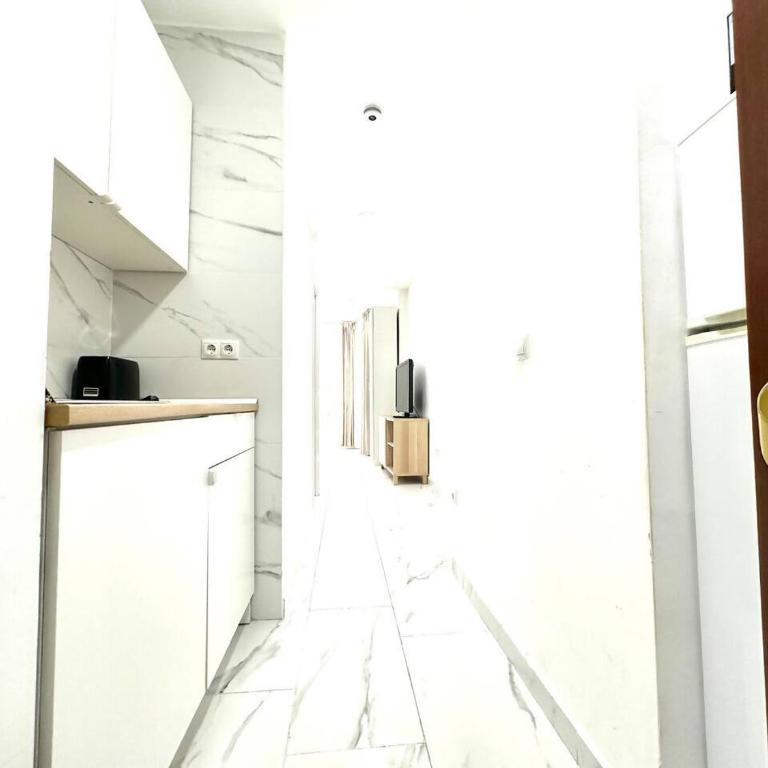 Loft 1 Dorm Torremolinos WiFi Centro Urbano Plaza - Loft - 13