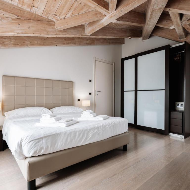 Ah Palazzo Stazione Apartments Resort - One-Bedroom Superior Apartment - 2