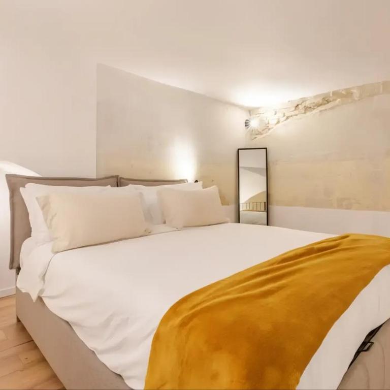 City Loft Napoli - Appartamento con 1 Camera da Letto - 2