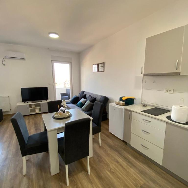 Apartman Jovanovic Royal Stay - Apartman sa 1 Spavaćom Sobom - 2