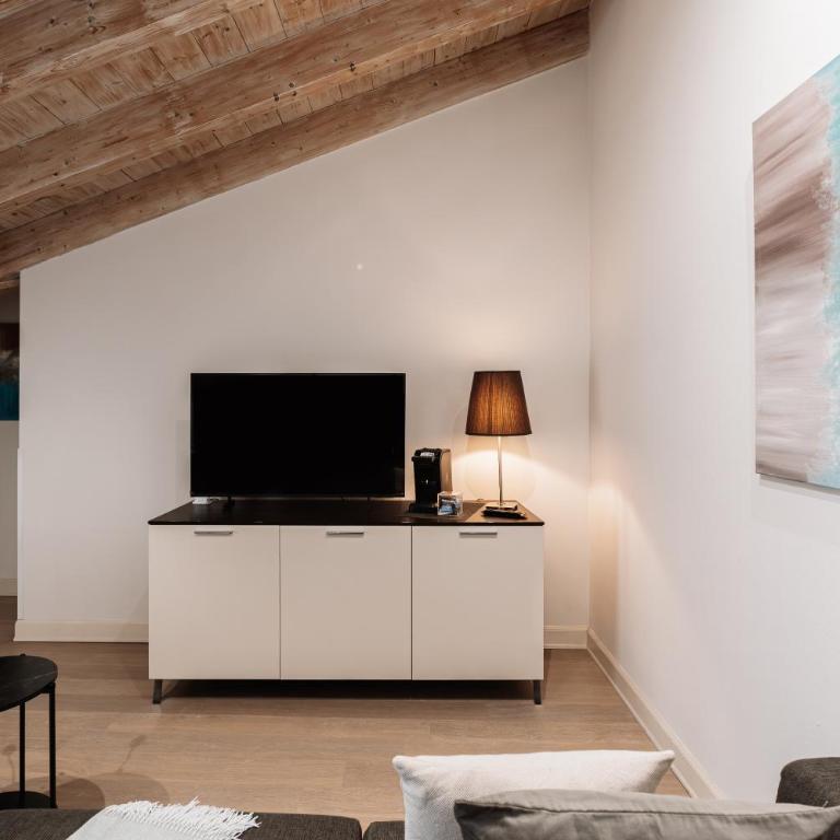 Ah Palazzo Stazione Apartments Resort - Two-Bedroom Apartment - 11