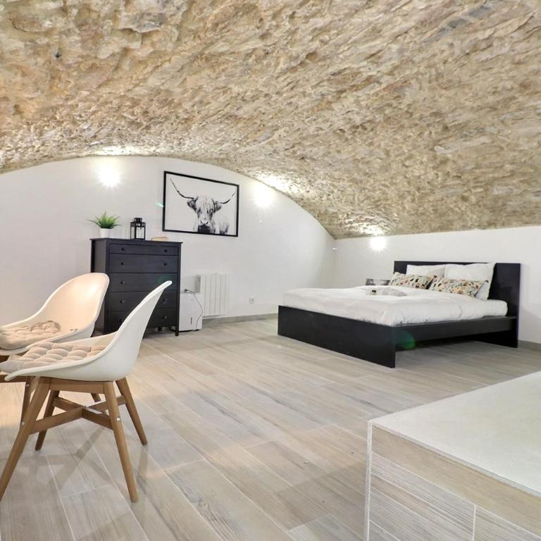 Le Sergent Spacious and cozy apartment - Lyon 1st arrondissement - Apartment - 10