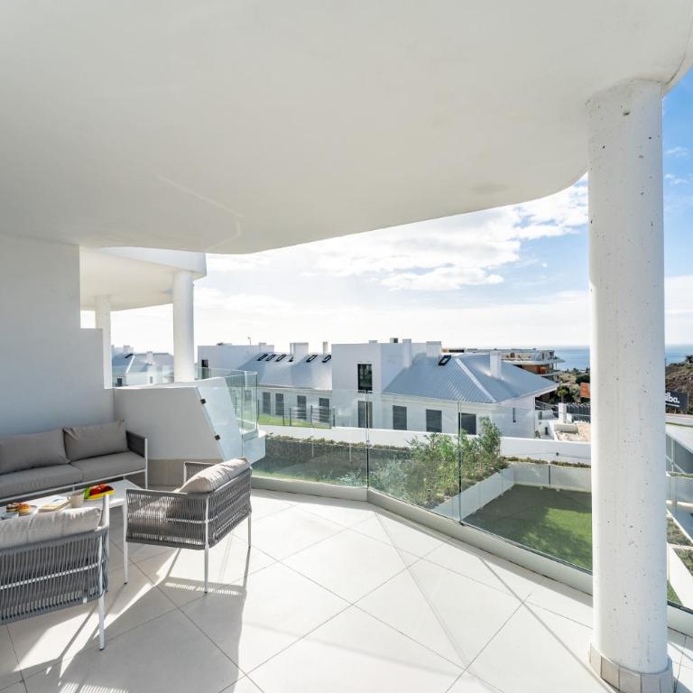 CT 404 - Faro's Fuengirola Higueron Hights - Seaviews - Apartamento de 3 dormitorios - 3