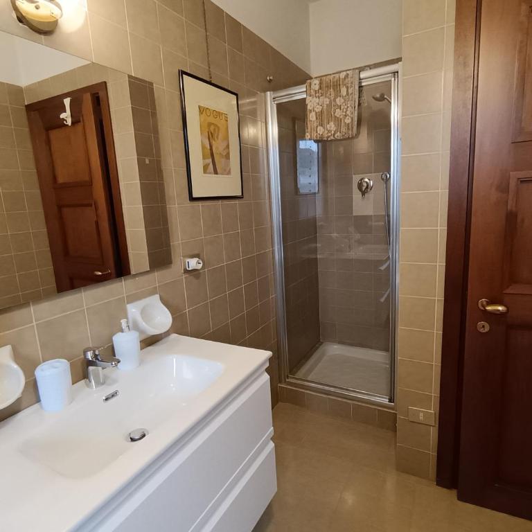 Villetta Daniela - a due passi dalla spiaggia - Appartamento con 2 Camere da Letto - 14